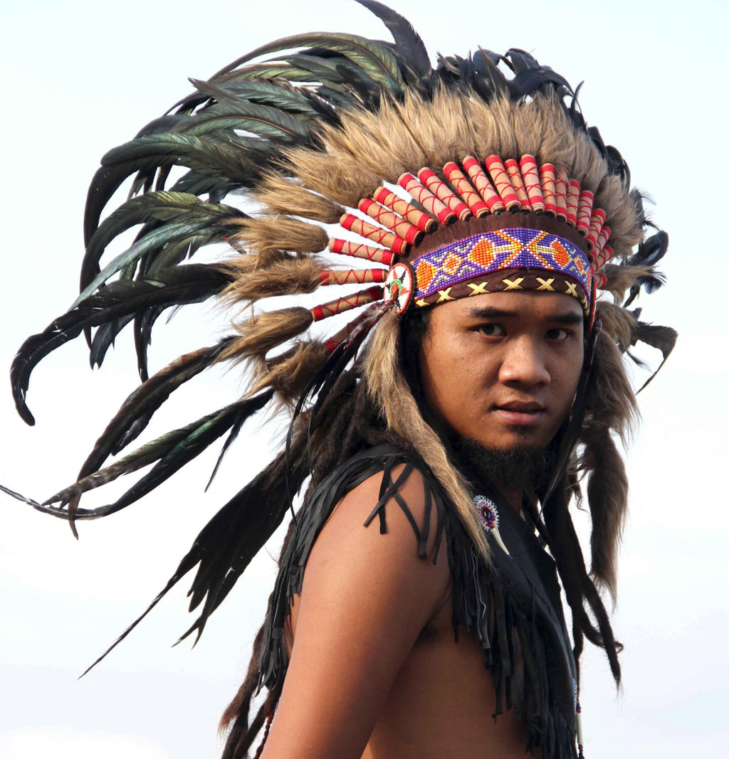 Feather Headdress: Short Warbonnet, Native American Style