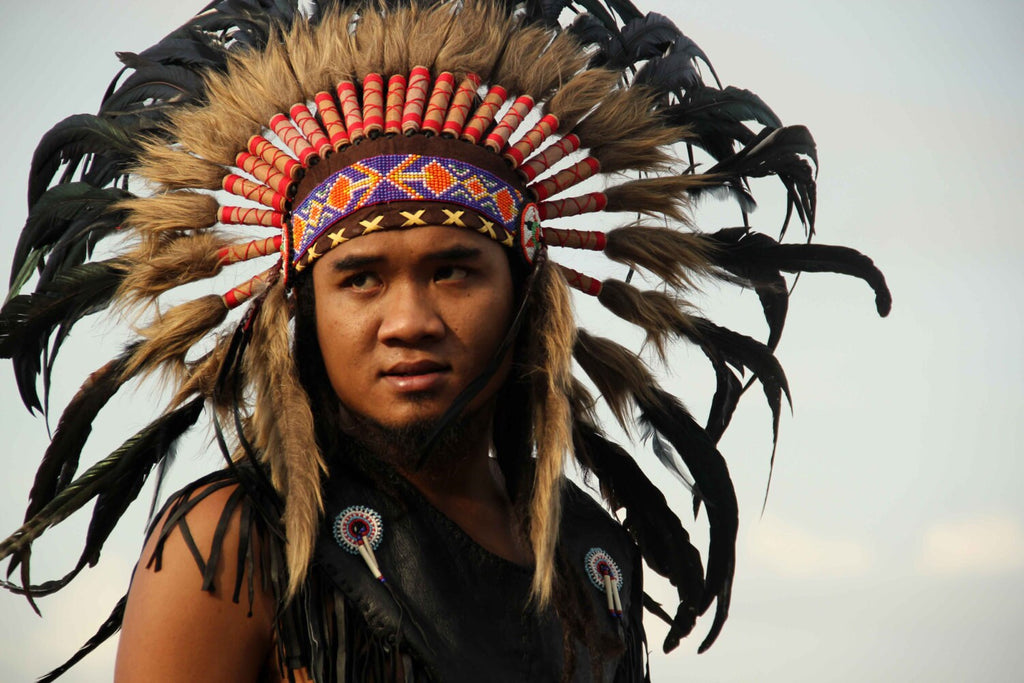 Feather Headdress: Short Warbonnet, Native American Style